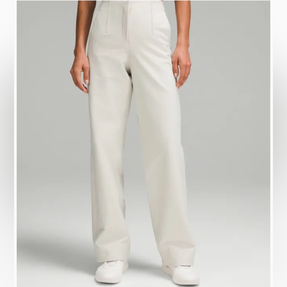 Lululemon Utilitech Relaxed-Fit Mid-Rise Trouser - size 10